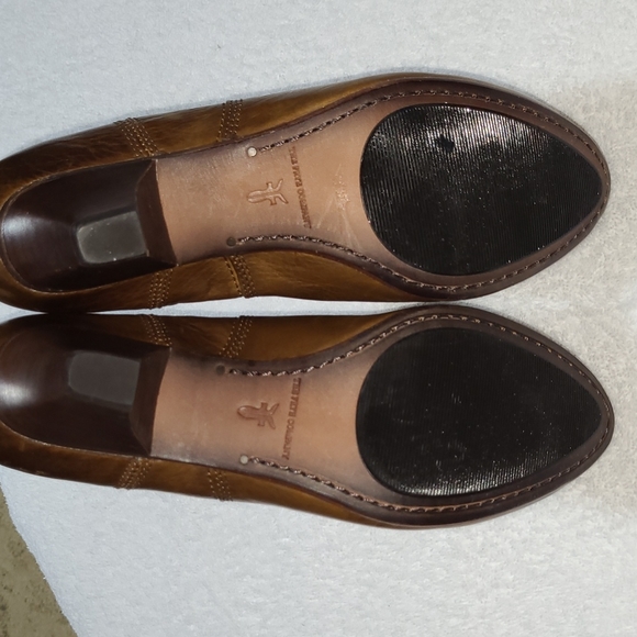 FRYE Steffi Zip Short Ankle Booties Size 7.5 - Picture 5 of 9